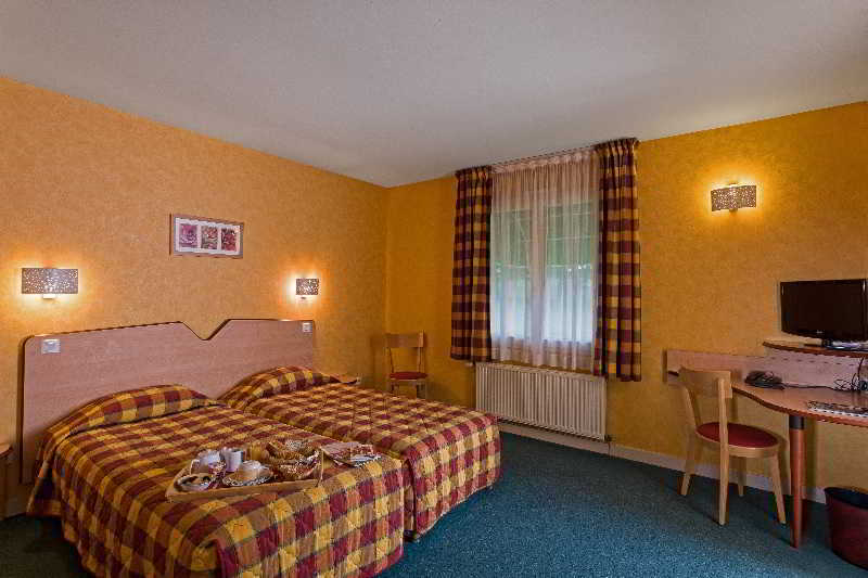 The Originals City, Hotel La Saulaie, Saumur Ouest Дуэ-ла-Фонтен Экстерьер фото