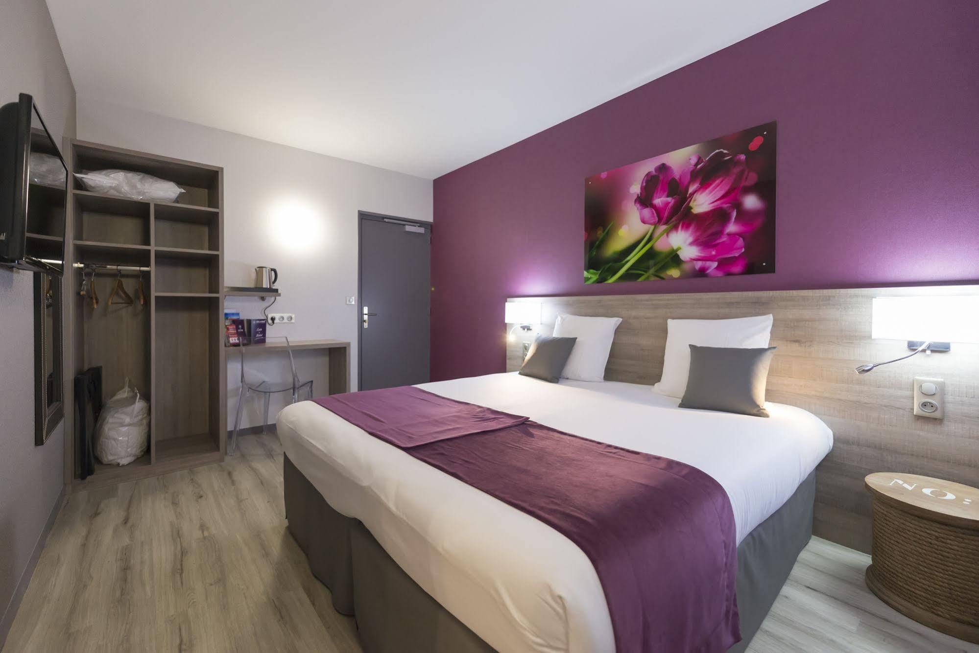 The Originals City, Hotel La Saulaie, Saumur Ouest Дуэ-ла-Фонтен Экстерьер фото