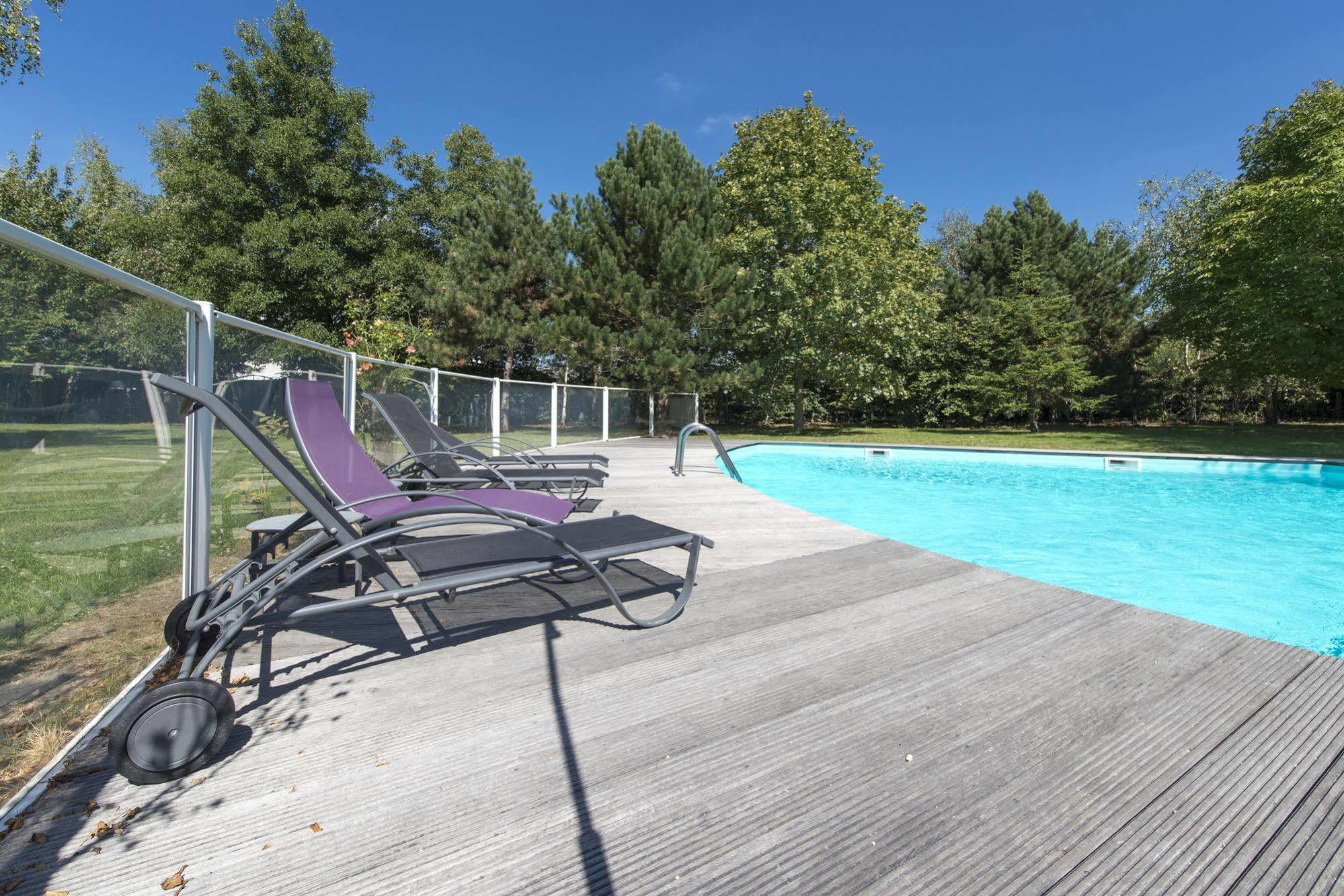 The Originals City, Hotel La Saulaie, Saumur Ouest Дуэ-ла-Фонтен Экстерьер фото